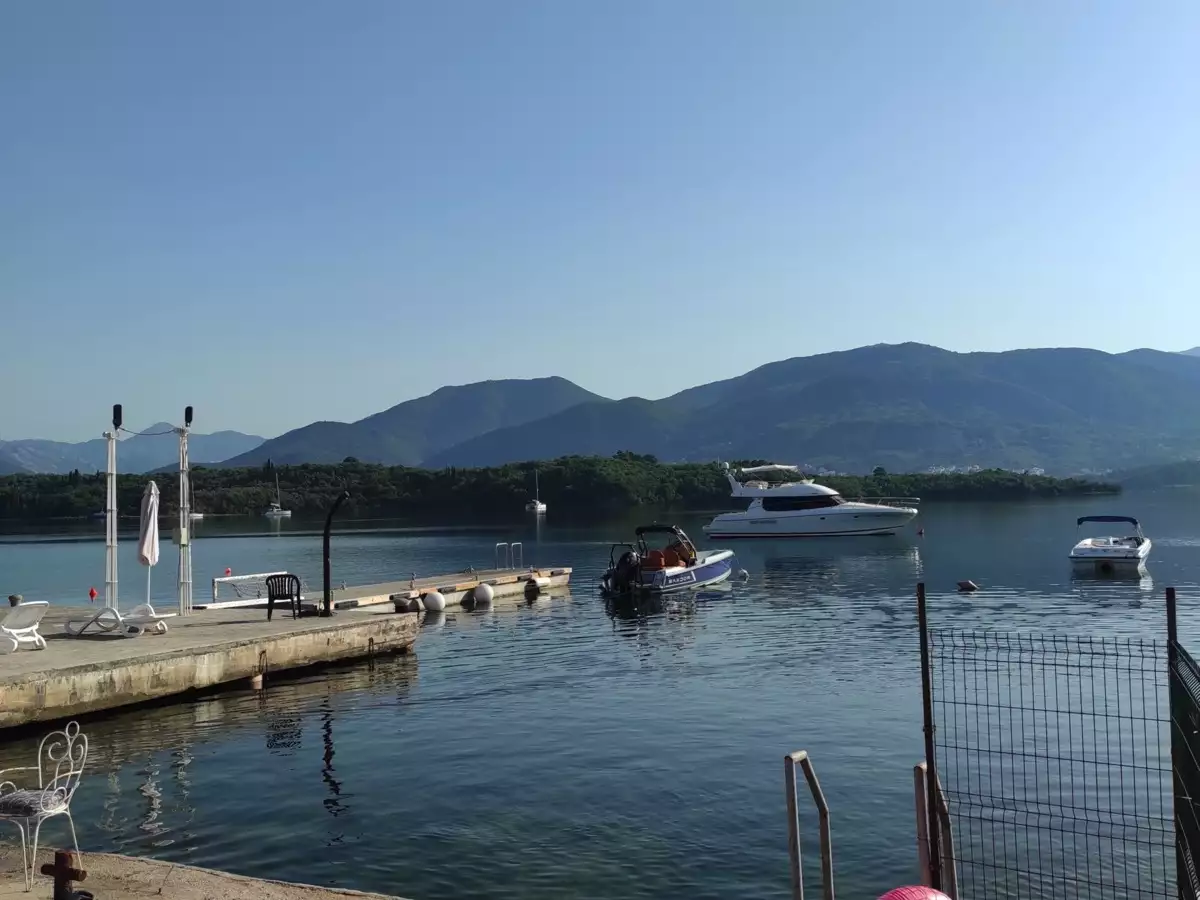 House 219m² in Montenegro, Krtole. Priced at 3300000€ rent photo-13