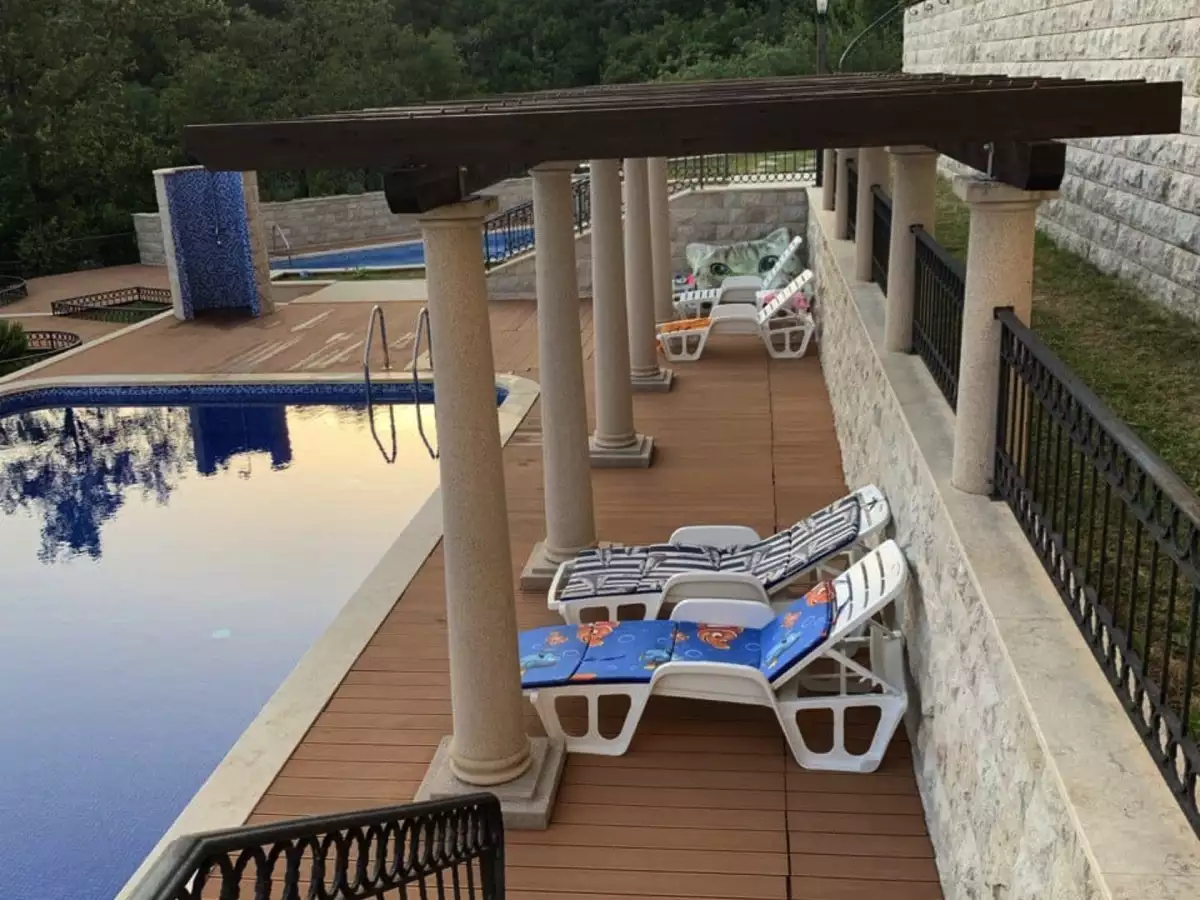 Flat 95m² in Montenegro, Herceg Novi. Priced at 245000€ rent photo-3