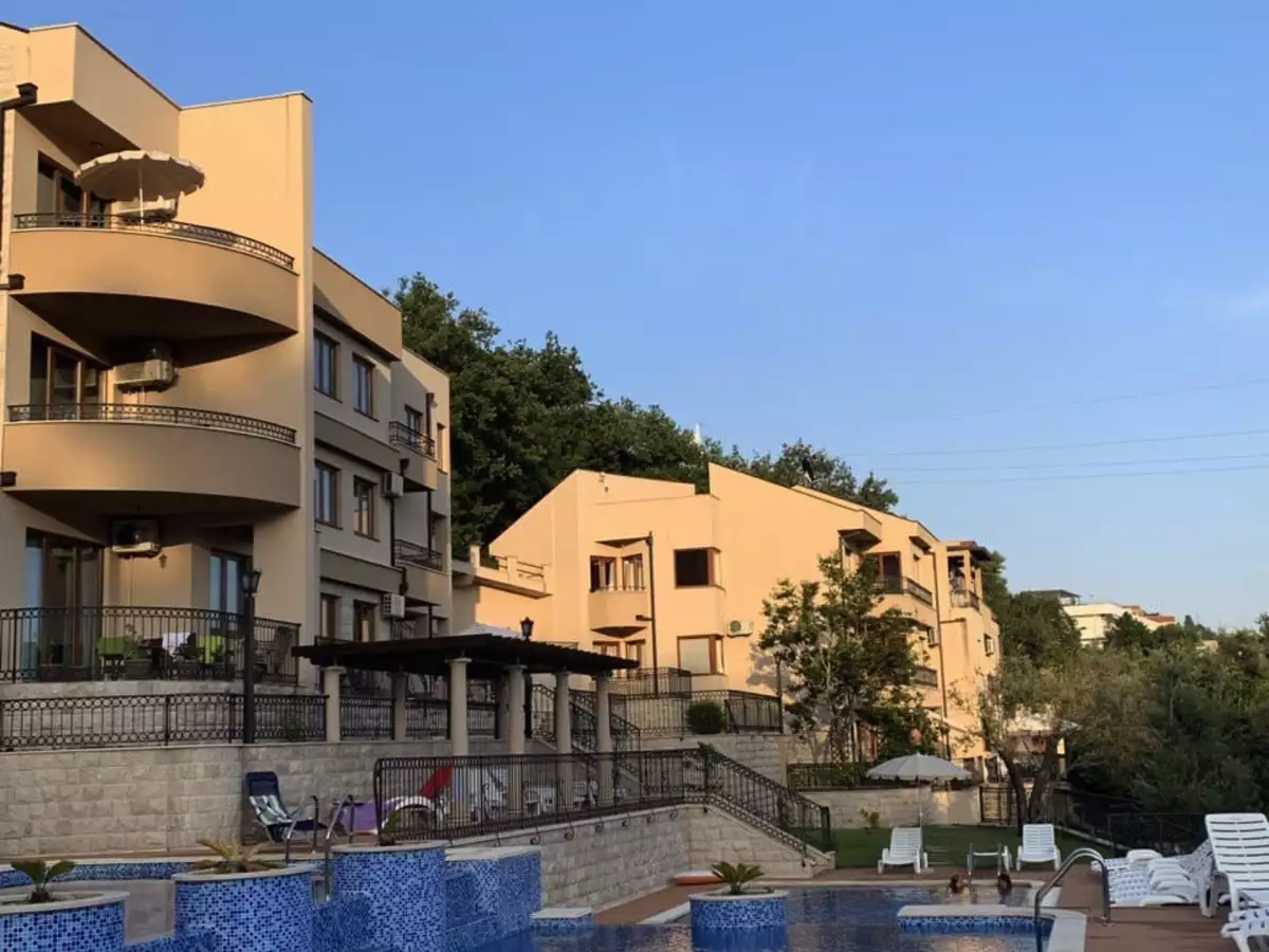 Flat 95m² in Montenegro, Herceg Novi. Priced at 245000€ rent photo-9