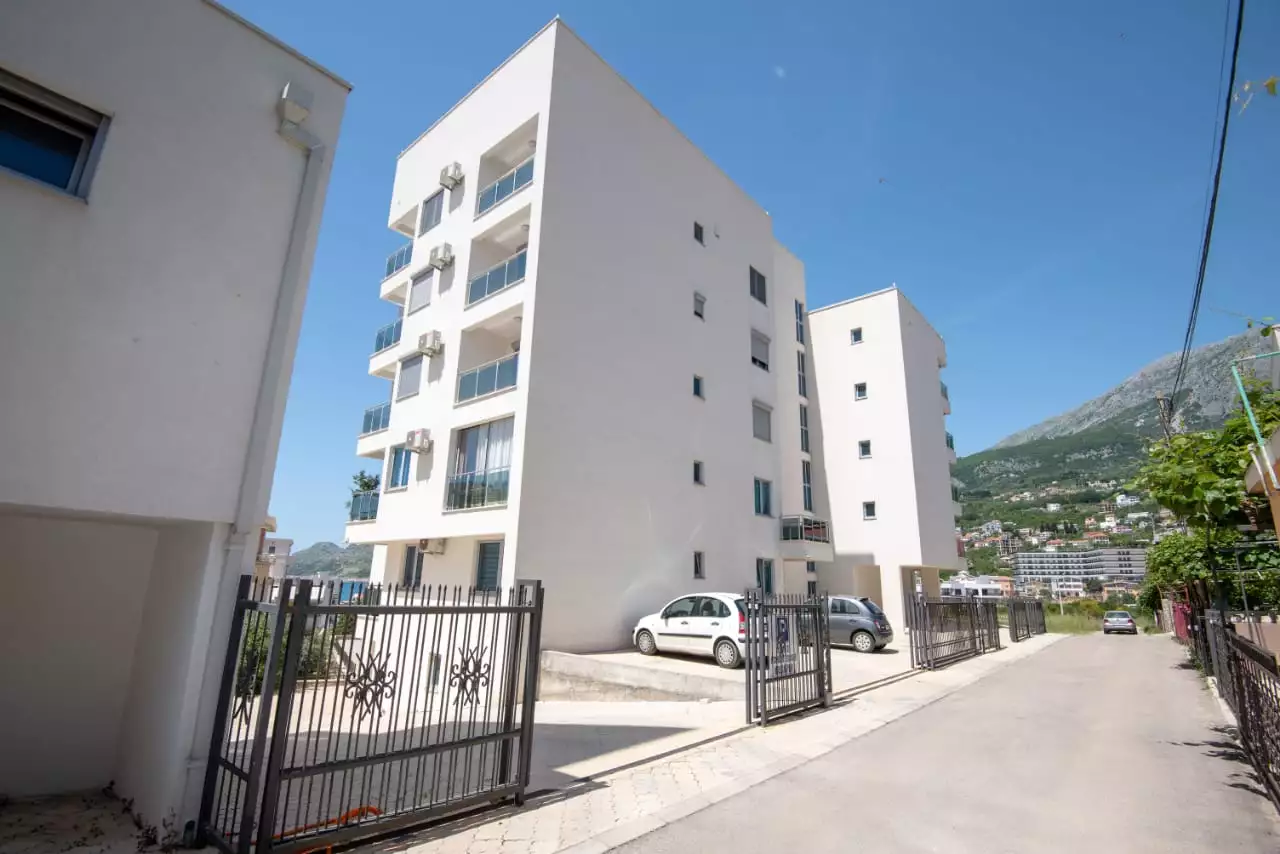 Flat 60m² in Montenegro, Dobra Voda. Priced at 110000€ rent photo-4
