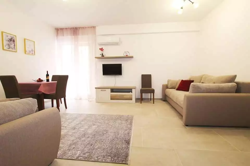 Flat 39m² in Montenegro, Budva. Priced at 106000€ rent photo-3
