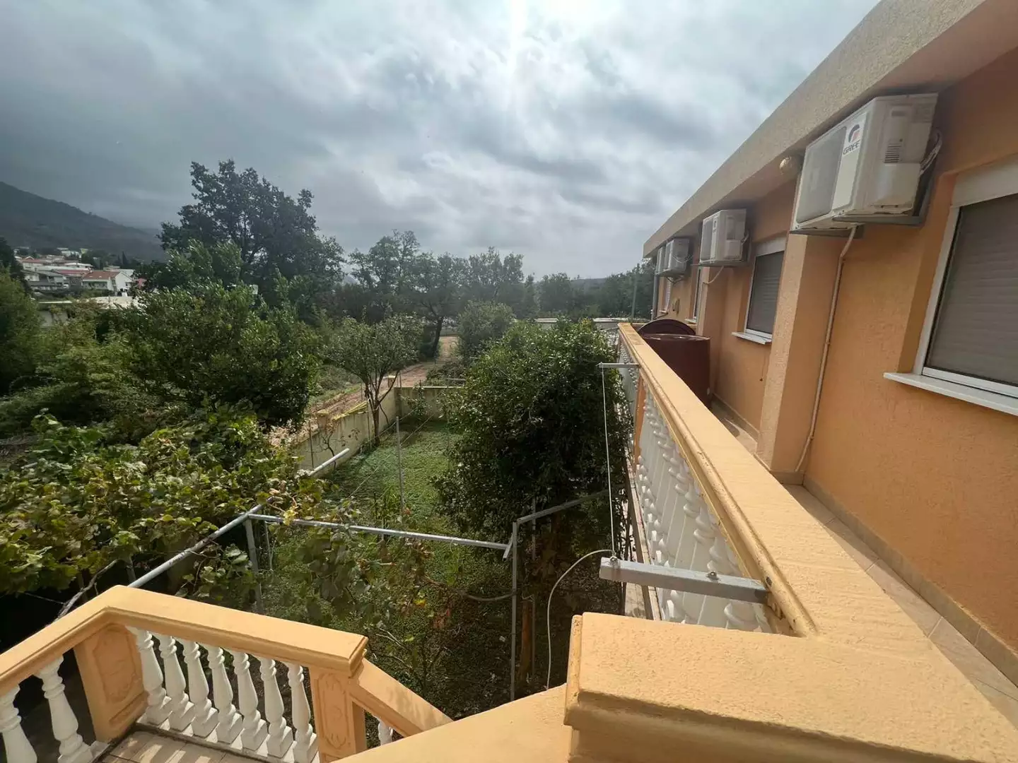 House 200m² in Montenegro, Sutomore. Priced at 180000€ rent photo-3