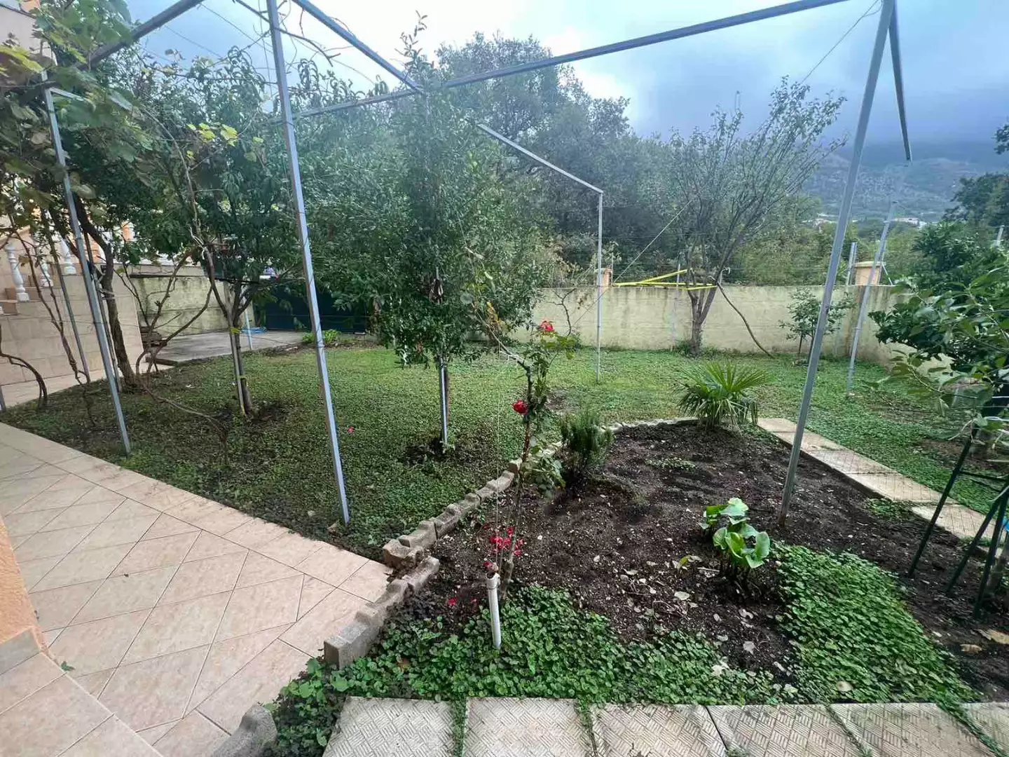 House 200m² in Montenegro, Sutomore. Priced at 180000€ rent photo-5