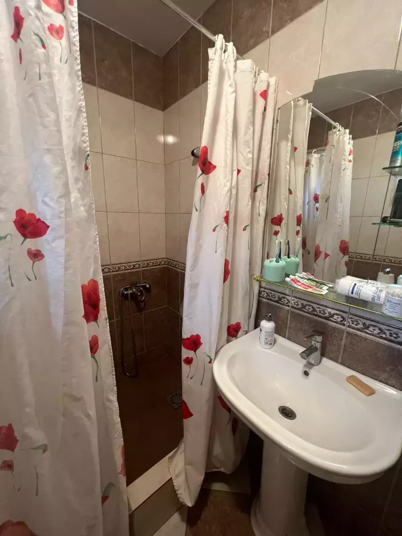 House 200m² in Montenegro, Sutomore. Priced at 180000€ rent photo-11