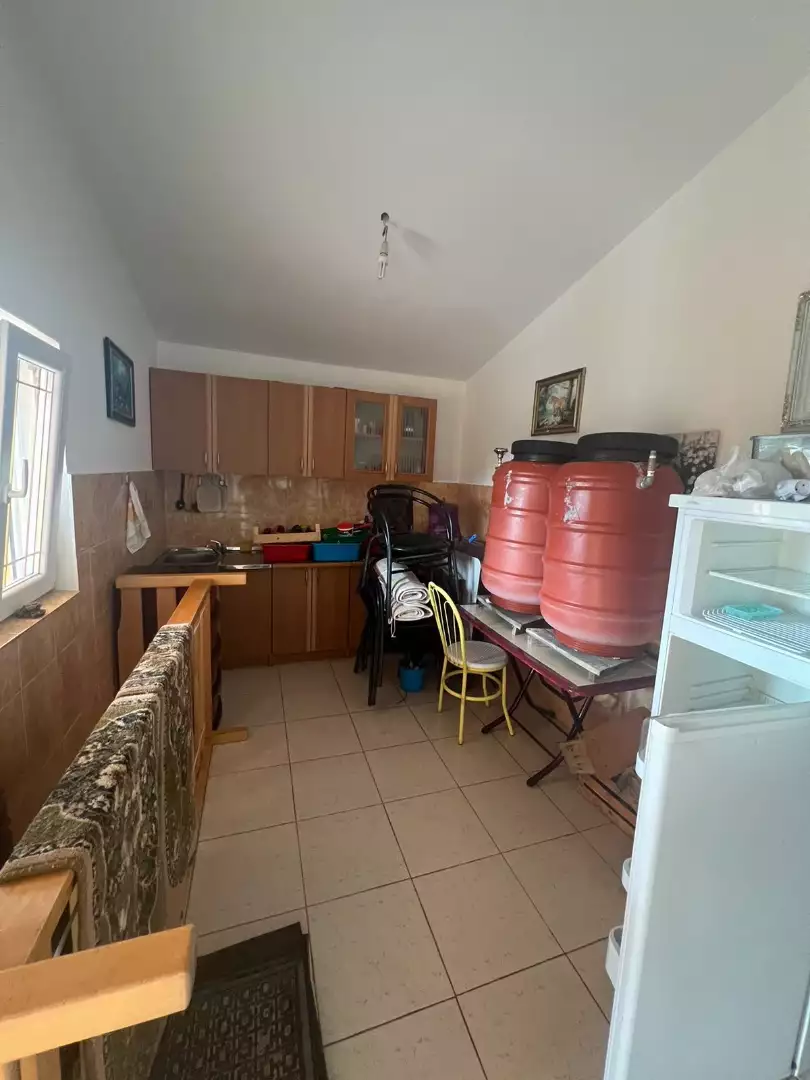 House 200m² in Montenegro, Sutomore. Priced at 180000€ rent photo-16