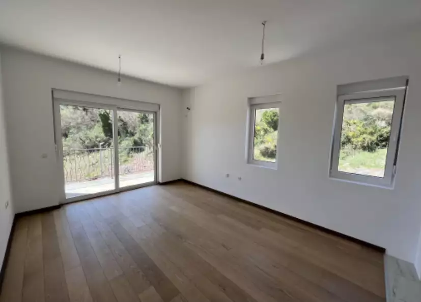 Flat 50m² in Montenegro, Przno. Priced at 96000€ rent photo-1