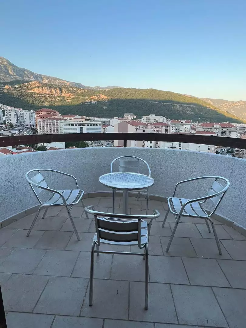 Flat 130m² in Montenegro, Budva. Priced at 250000€ rent photo-3