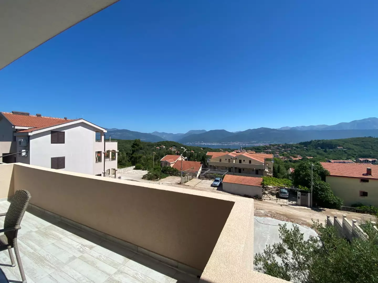 House 160m² in Montenegro, Tivat. Priced at 350000€ rent photo-11