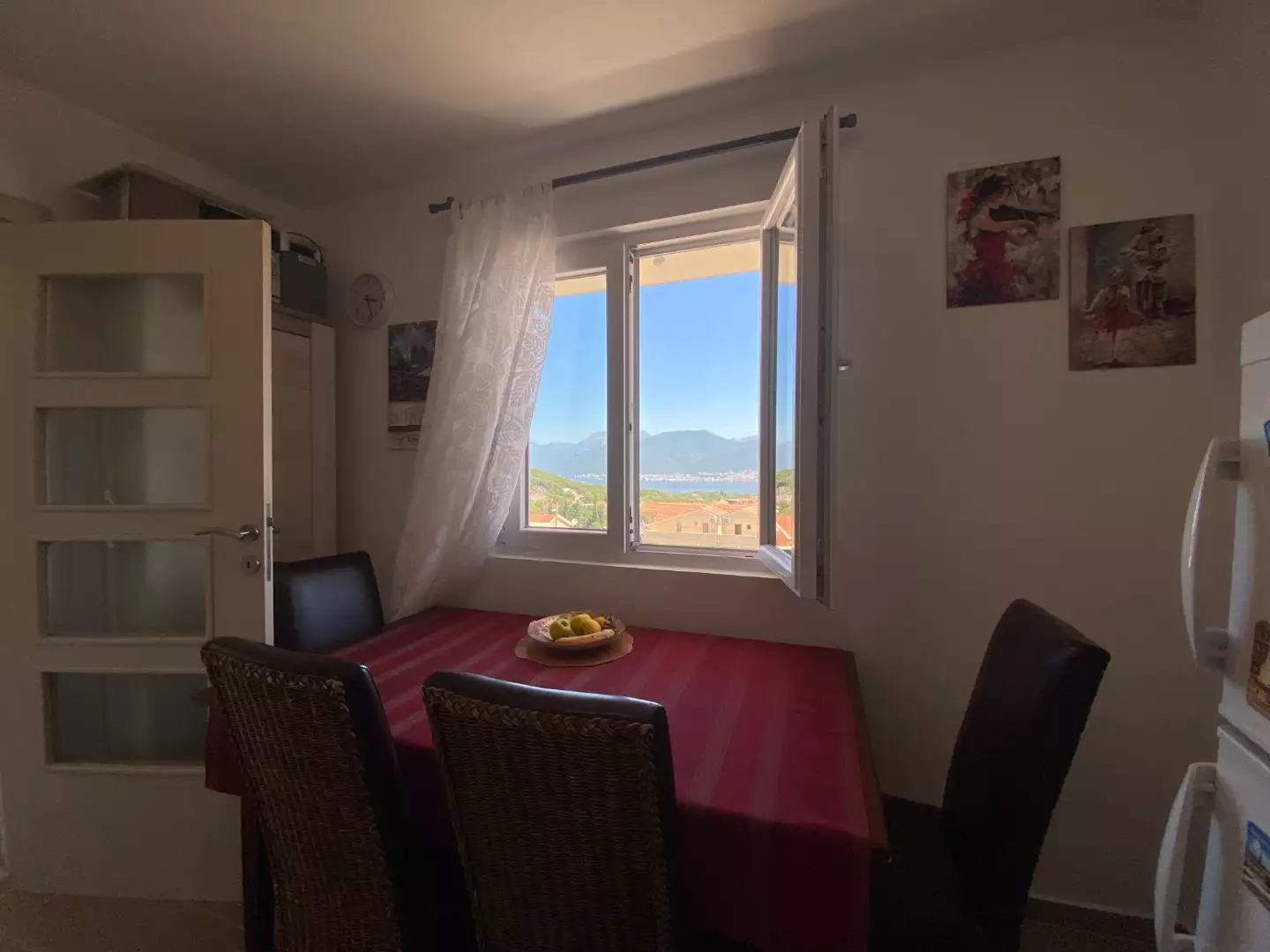 House 160m² in Montenegro, Tivat. Priced at 350000€ rent photo-13