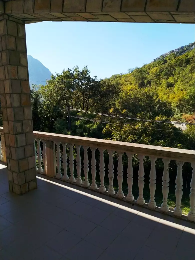Hotels 240m² in Montenegro, Can. Priced at 230000€ rent photo-9