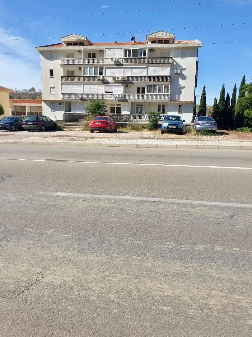 Flat 90m² in Montenegro, Sutomore. Priced at 119000€ rent photo-4