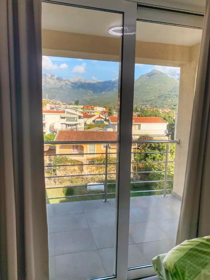House 670m² in Montenegro, Bar. Priced at 920000€ rent photo-8