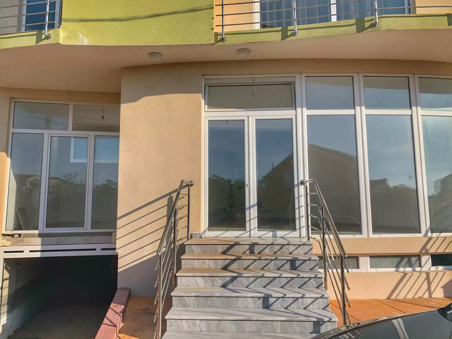 House 670m² in Montenegro, Bar. Priced at 920000€ rent photo-16