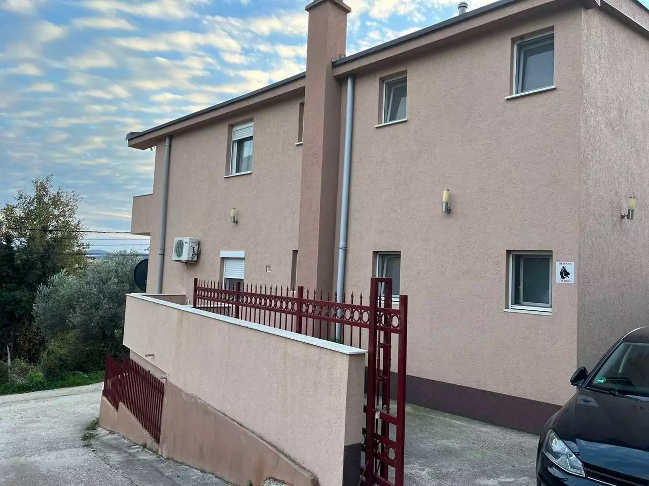 House 300m² in Montenegro, Bar. Priced at 350000€ rent photo-1