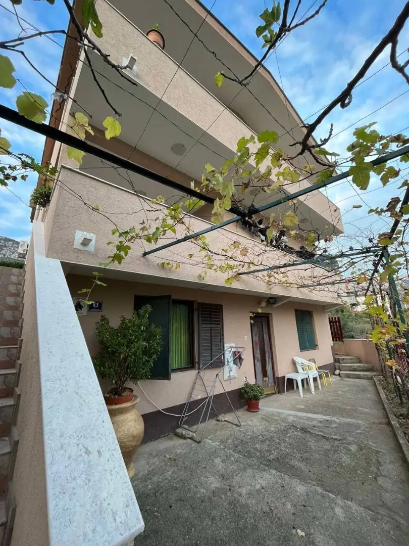 House 300m² in Montenegro, Bar. Priced at 350000€ rent photo-2