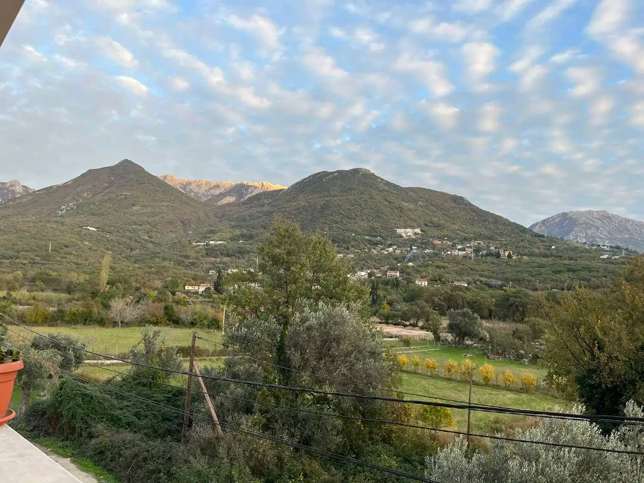 House 300m² in Montenegro, Bar. Priced at 350000€ rent photo-4