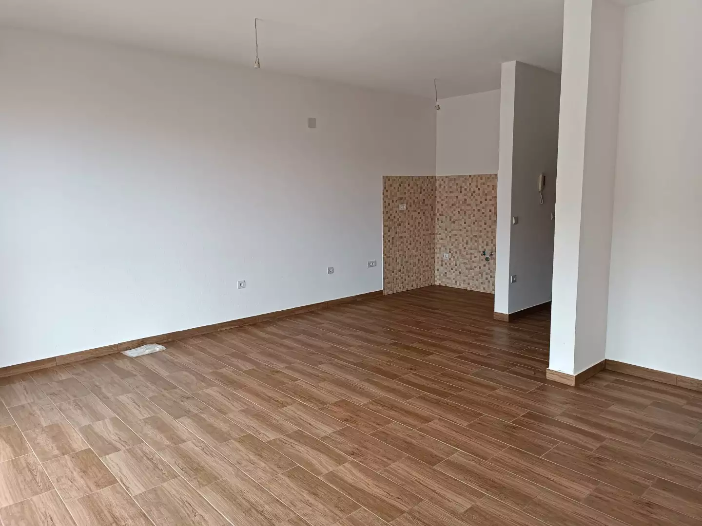 Flat 40m² in Montenegro, Sutomore. Priced at 94000€ rent photo-5