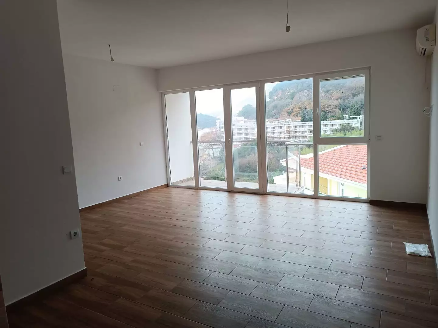 Flat 40m² in Montenegro, Sutomore. Priced at 94000€ rent photo-7