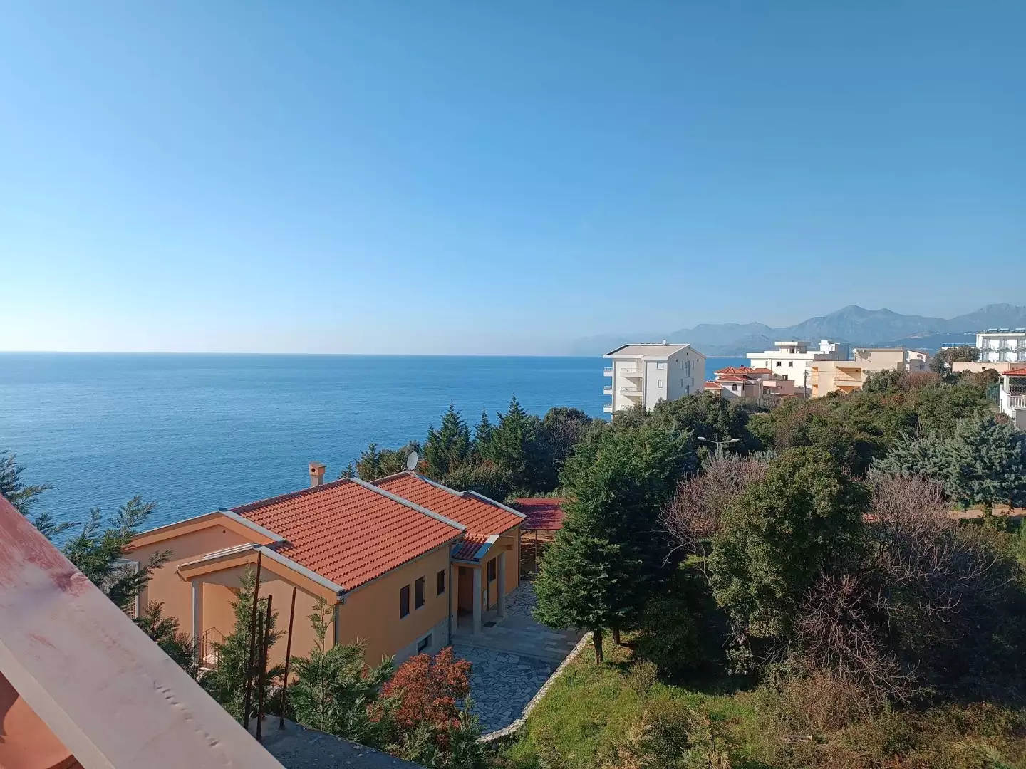 Villa 444m² in Montenegro, Utjeha. Priced at 700000€ rent photo-23