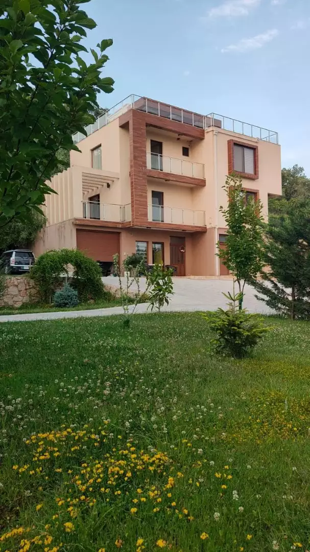 Villa 320m² in Montenegro, Dobra Voda. Priced at 525000€ rent photo-13