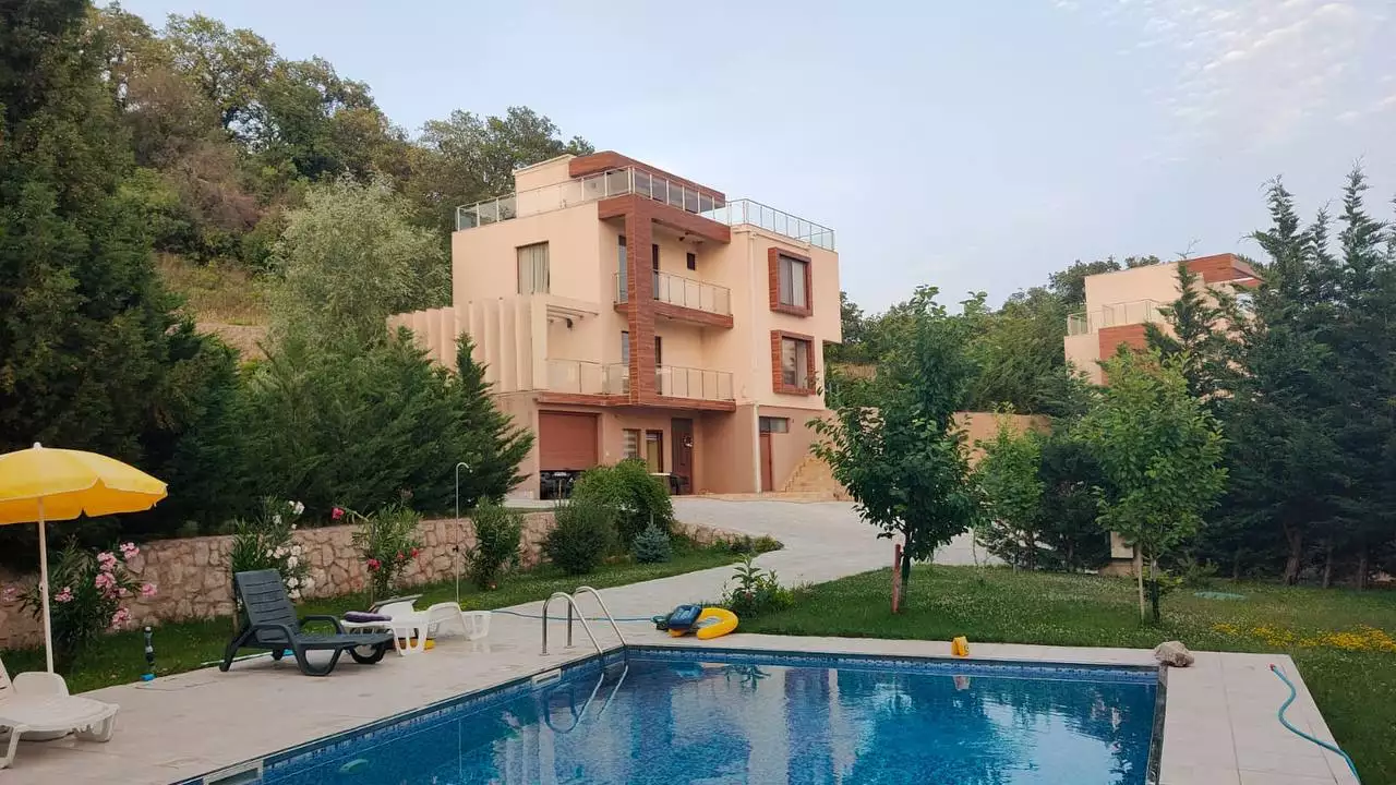 Villa 320m² in Montenegro, Dobra Voda. Priced at 525000€ rent photo-14