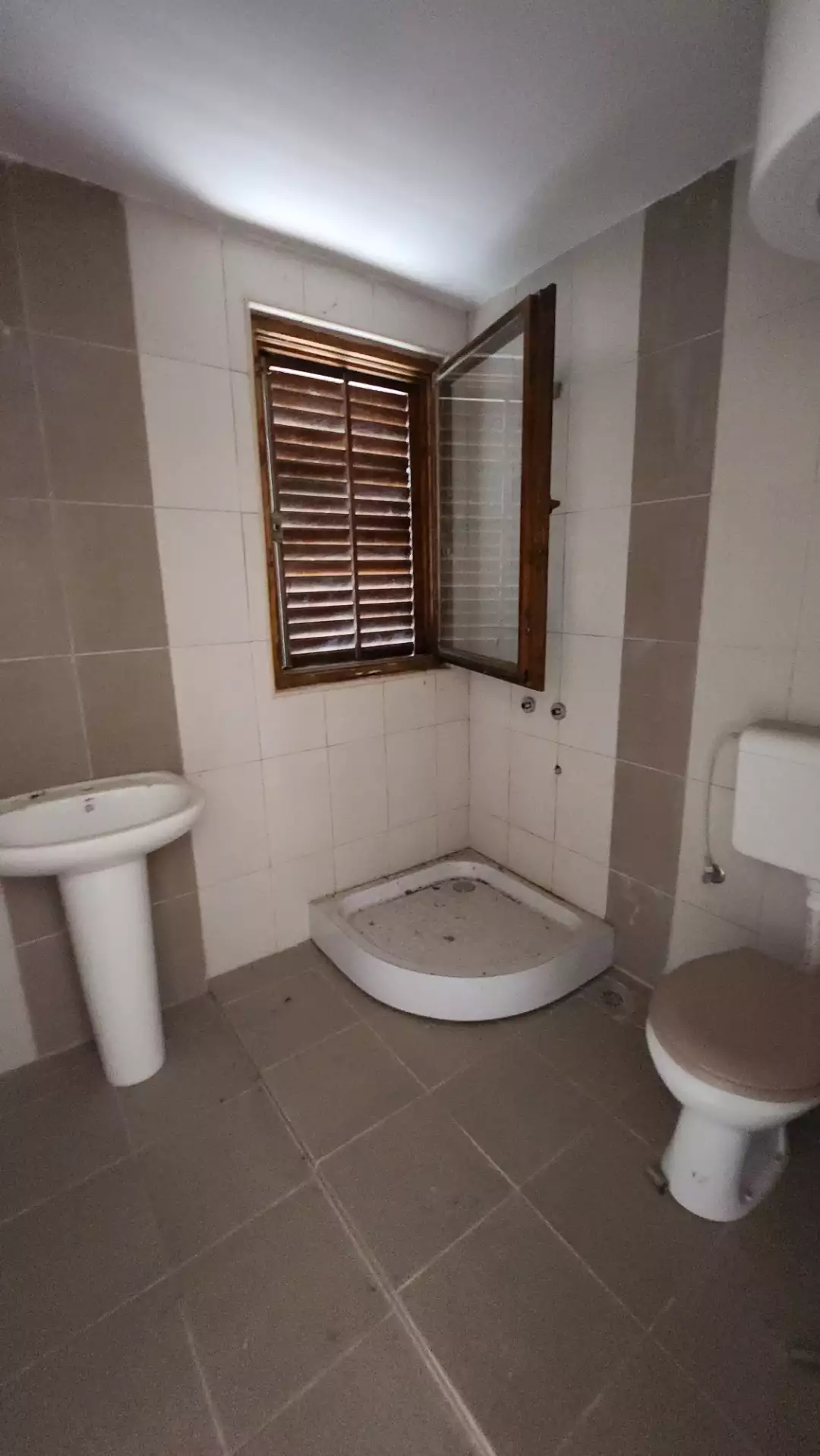 House 90m² in Montenegro, Utjeha. Priced at 75000€ rent photo-18