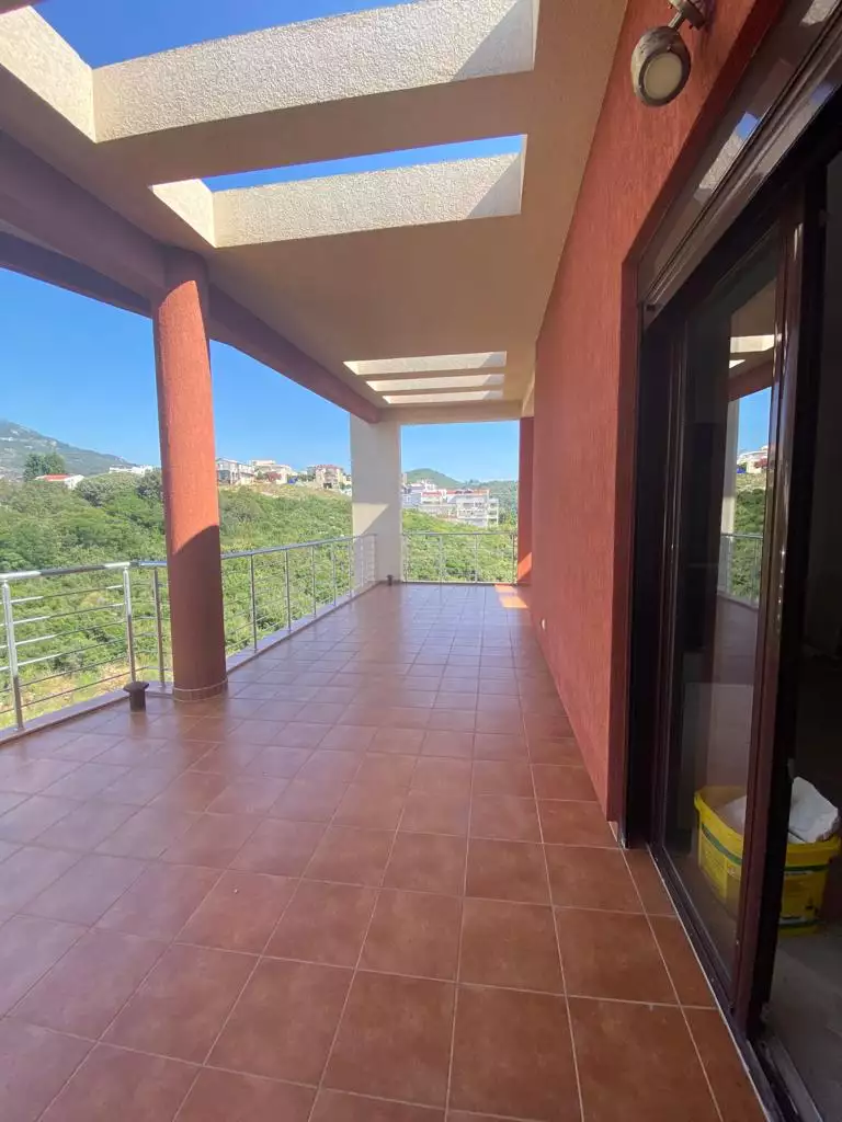 Flat 227m² in Montenegro, Dobra Voda. Priced at 550000€ rent photo-13