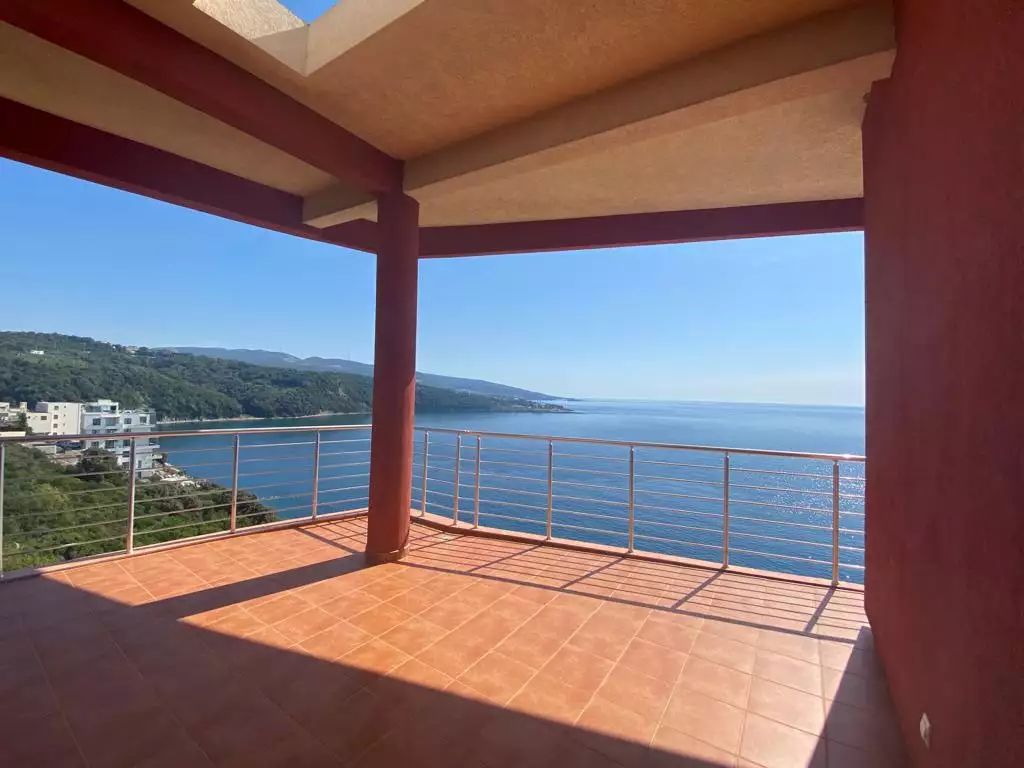 Flat 227m² in Montenegro, Dobra Voda. Priced at 550000€ rent photo-17