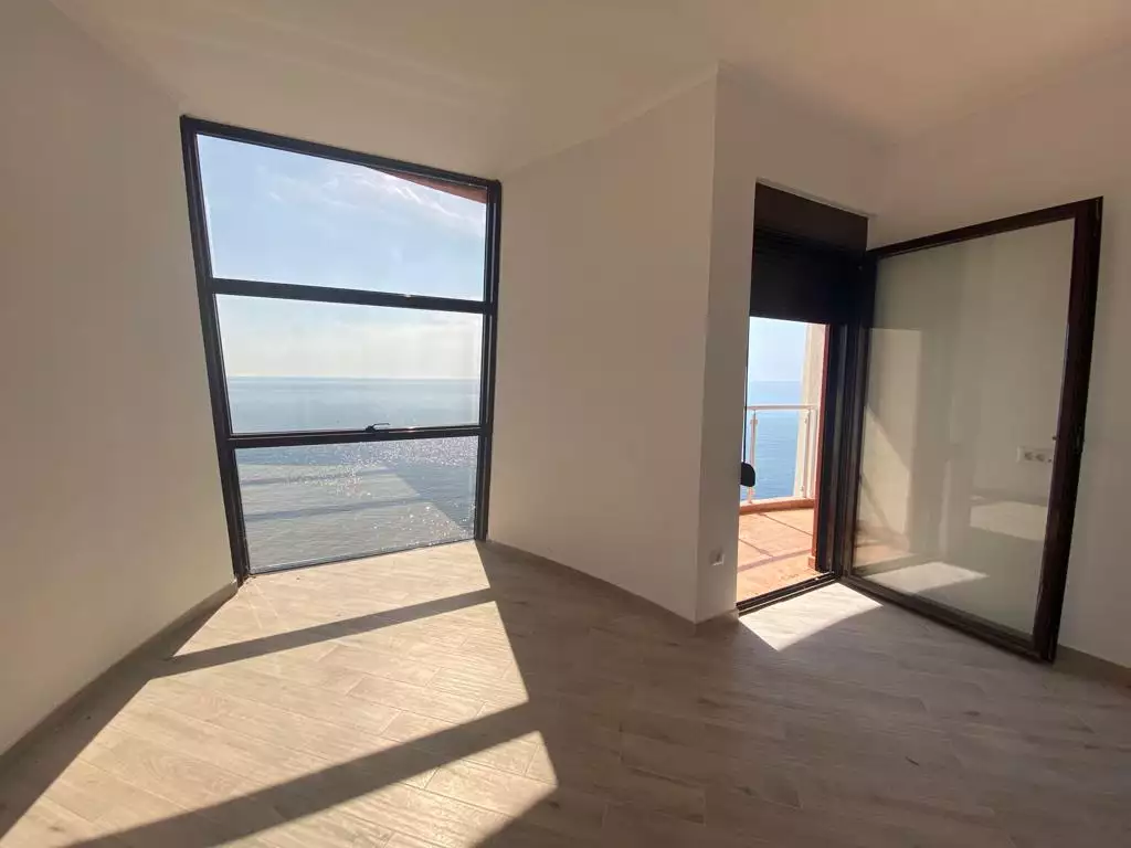 Flat 227m² in Montenegro, Dobra Voda. Priced at 550000€ rent photo-28