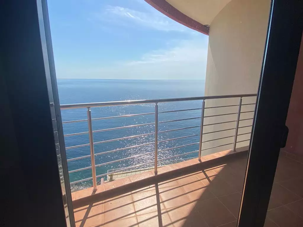Flat 227m² in Montenegro, Dobra Voda. Priced at 550000€ rent photo-34