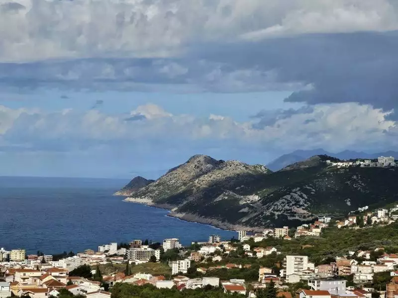 House 176m² in Montenegro, Dobra Voda. Priced at 147000€ rent photo-1