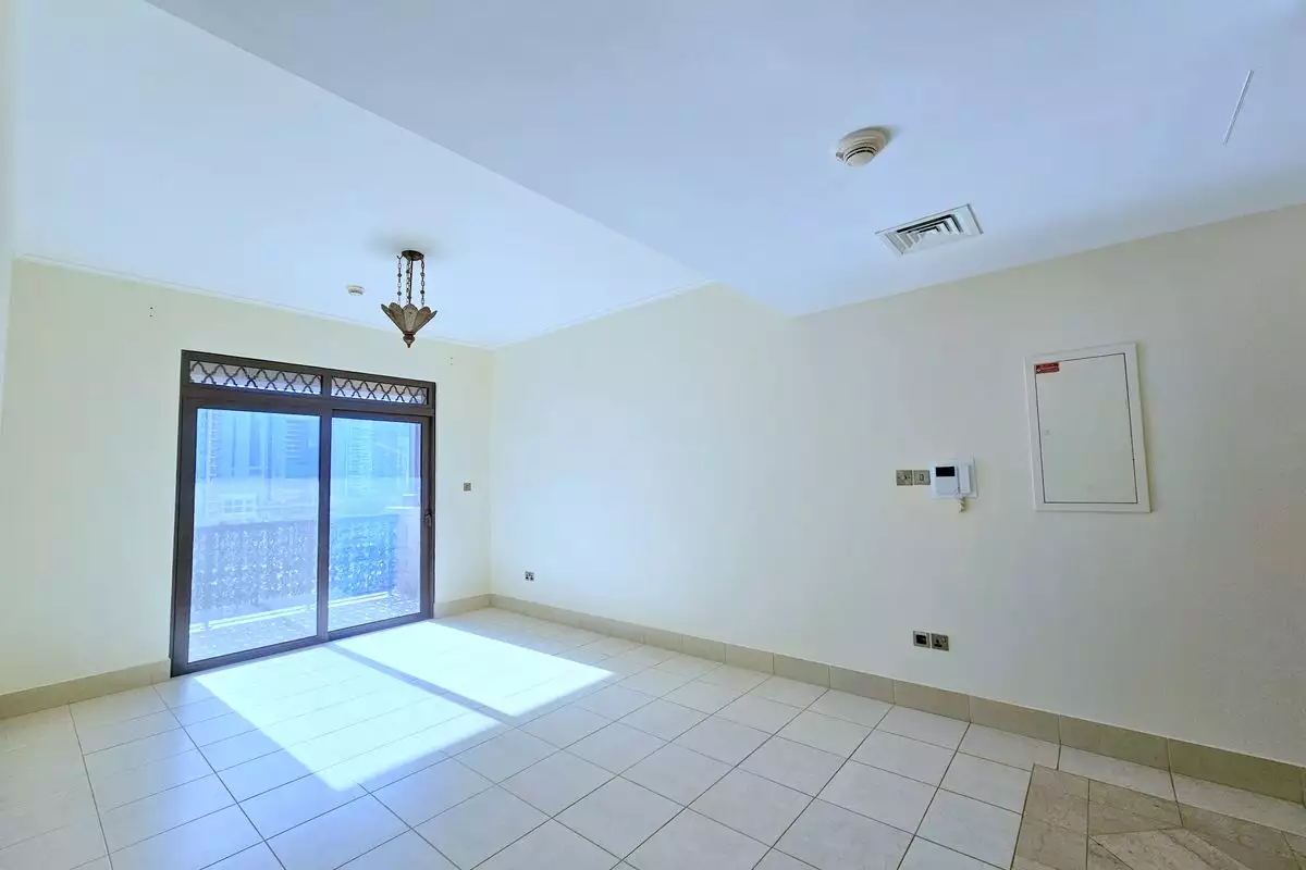 Flat 70m² in UAE, Dubai. Priced at 483000€ rent photo-2