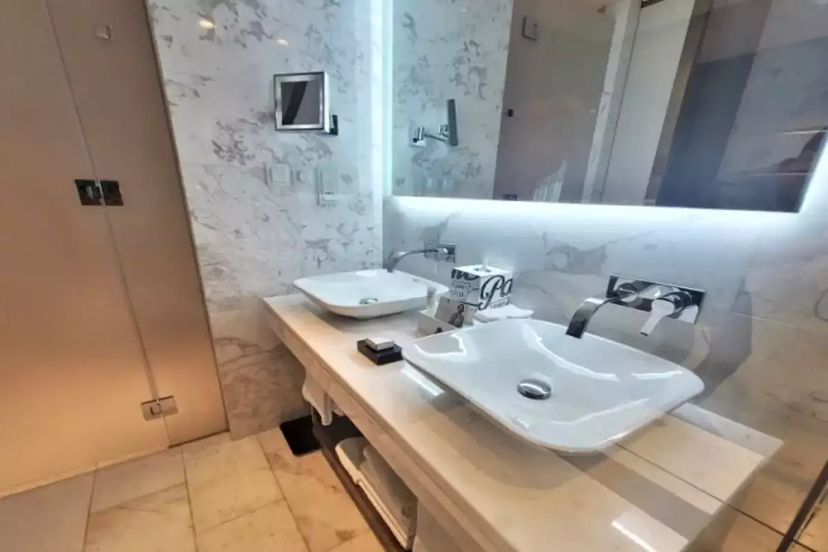 Flat 42m² in UAE, Dubai. Priced at 838000€ rent photo-8