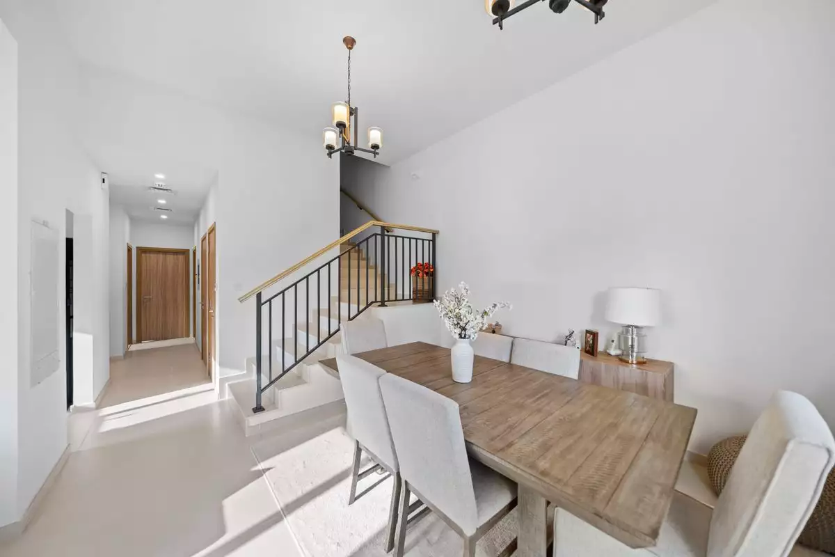 Cottage 350m² in UAE, Dubai. Priced at 788000€ rent photo-5