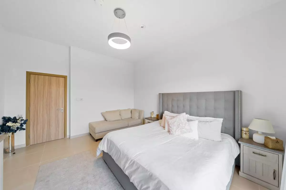 Cottage 350m² in UAE, Dubai. Priced at 788000€ rent photo-11