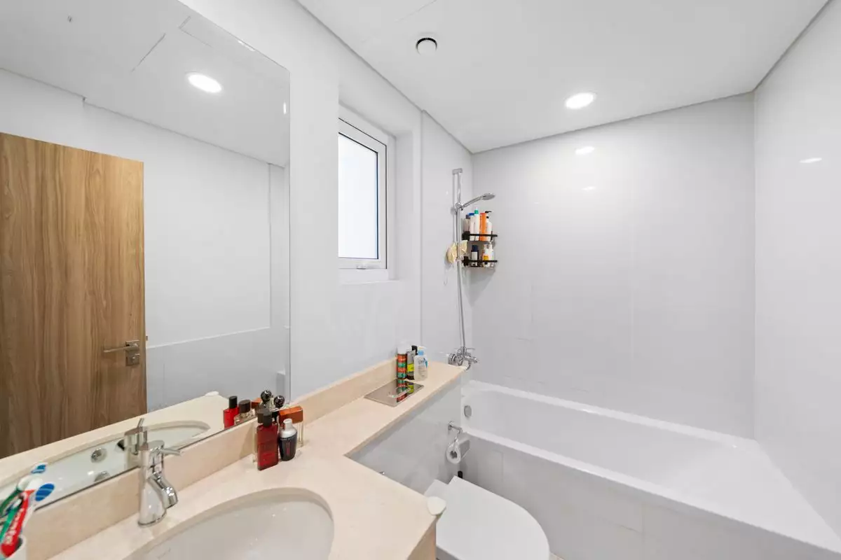 Cottage 350m² in UAE, Dubai. Priced at 788000€ rent photo-27