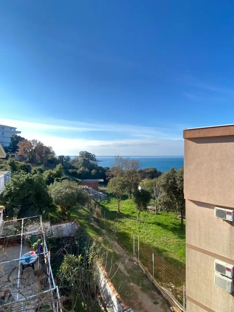 House 180m² in Montenegro, Utjeha. Priced at 210000€ rent photo-6