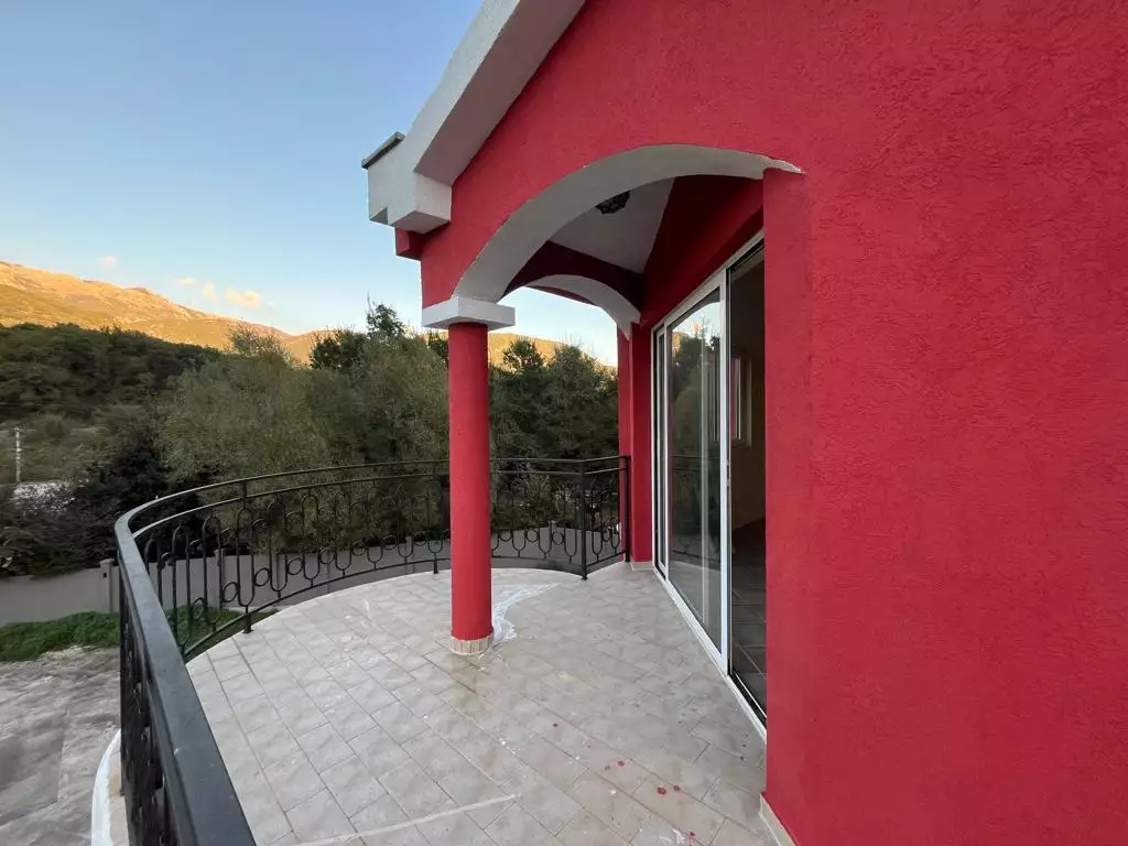 Flat 79m² in Montenegro, Lastva Grbaljska. Priced at 110000€ rent photo-17