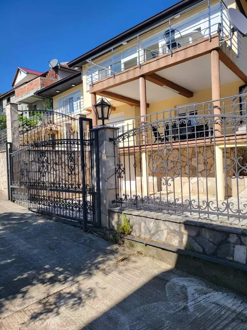 Hotels 188m² in Montenegro, Utjeha. Priced at 210000€ rent photo-3