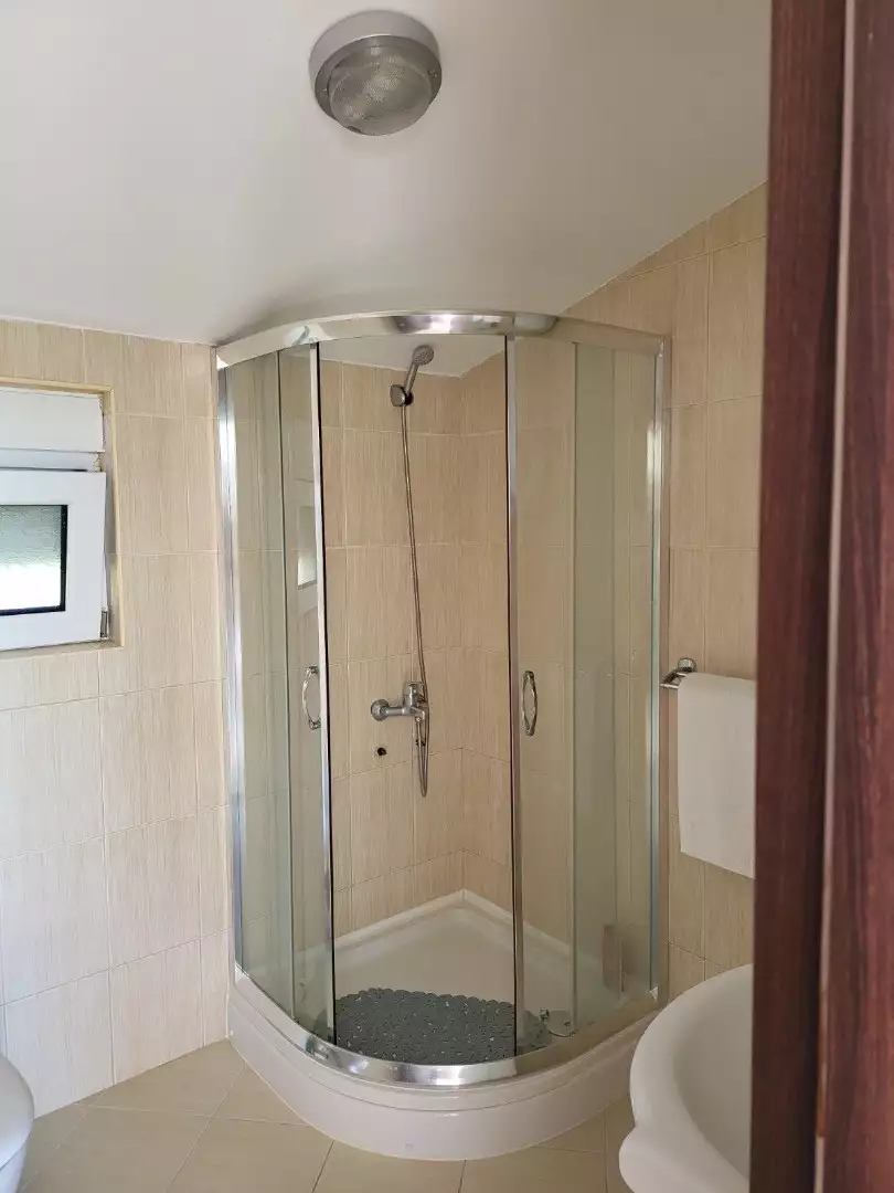 Hotels 188m² in Montenegro, Utjeha. Priced at 210000€ rent photo-7