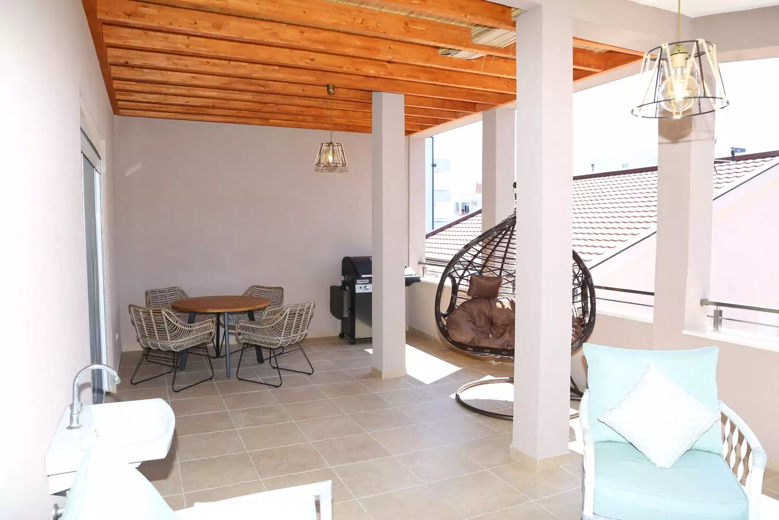 Flat 185m² in Montenegro, Ulcinj. Priced at 177000€ rent photo-2