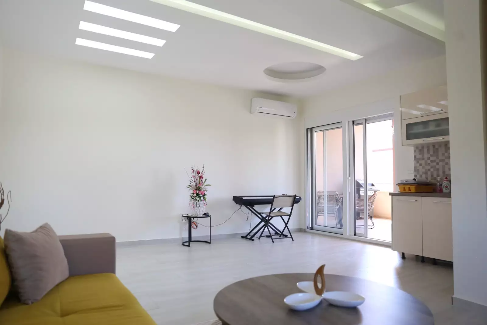 Flat 185m² in Montenegro, Ulcinj. Priced at 177000€ rent photo-6