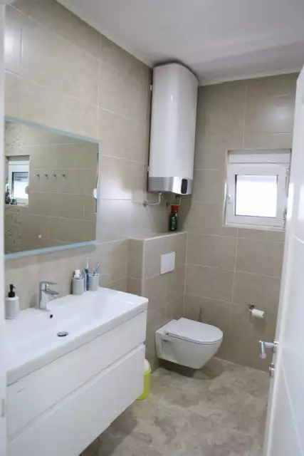 Flat 185m² in Montenegro, Ulcinj. Priced at 177000€ rent photo-13