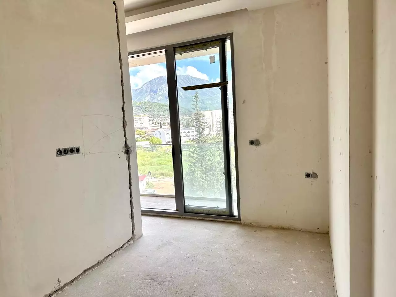 Flat 36m² in Montenegro, Bar. Priced at 100000€ rent photo-8