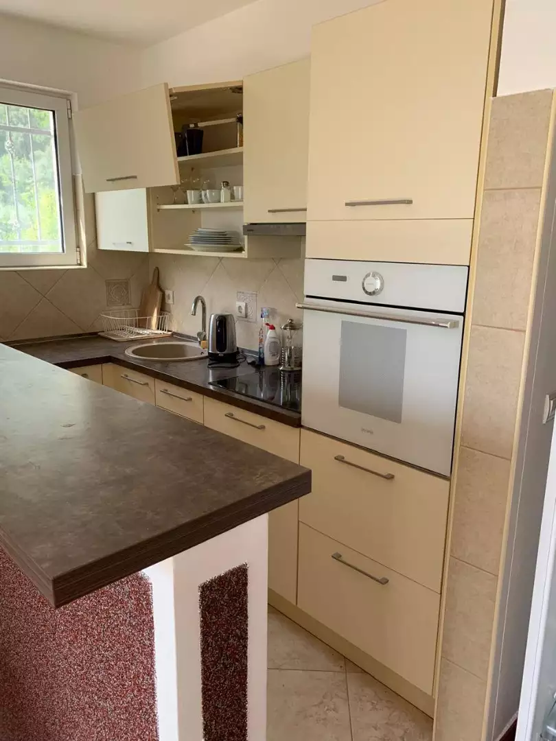 Flat 90m² in Montenegro, Petrovac. Priced at 210000€ rent photo-4