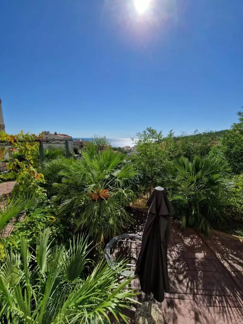 Flat 90m² in Montenegro, Petrovac. Priced at 210000€ rent photo-9