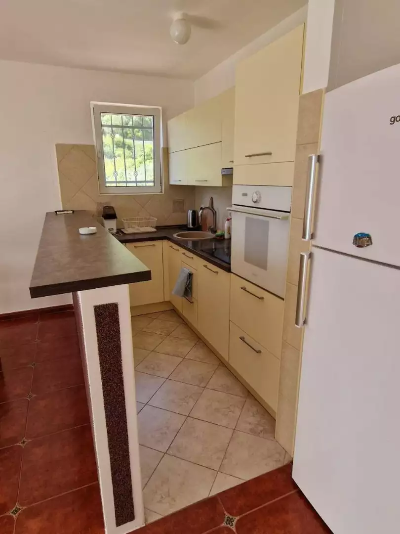 Flat 90m² in Montenegro, Petrovac. Priced at 210000€ rent photo-16