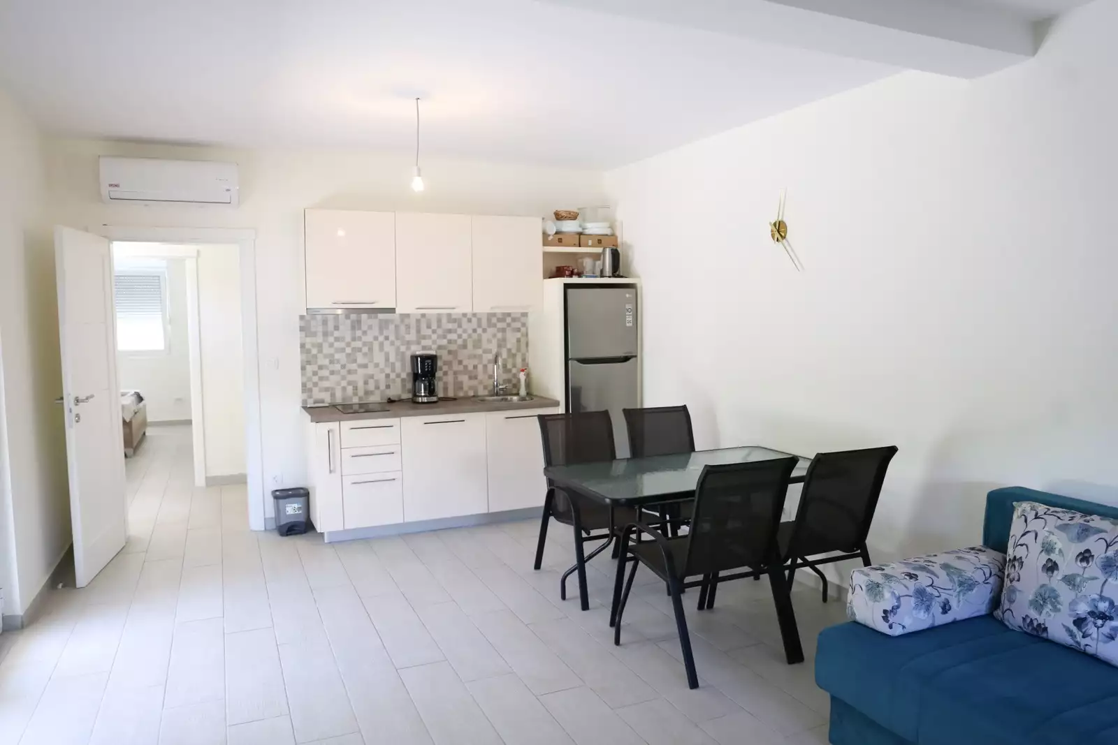 Hotels 500m² in Montenegro, Ulcinj. Priced at 670000€ rent photo-6
