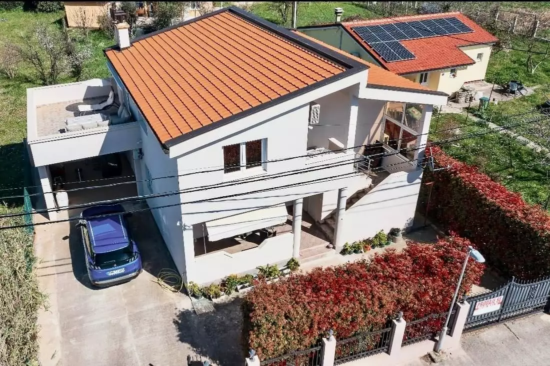 House 213m² in Montenegro, Bar. Priced at 200000€ rent photo-3