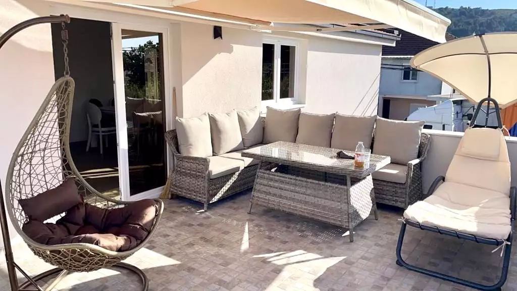 House 213m² in Montenegro, Bar. Priced at 200000€ rent photo-27